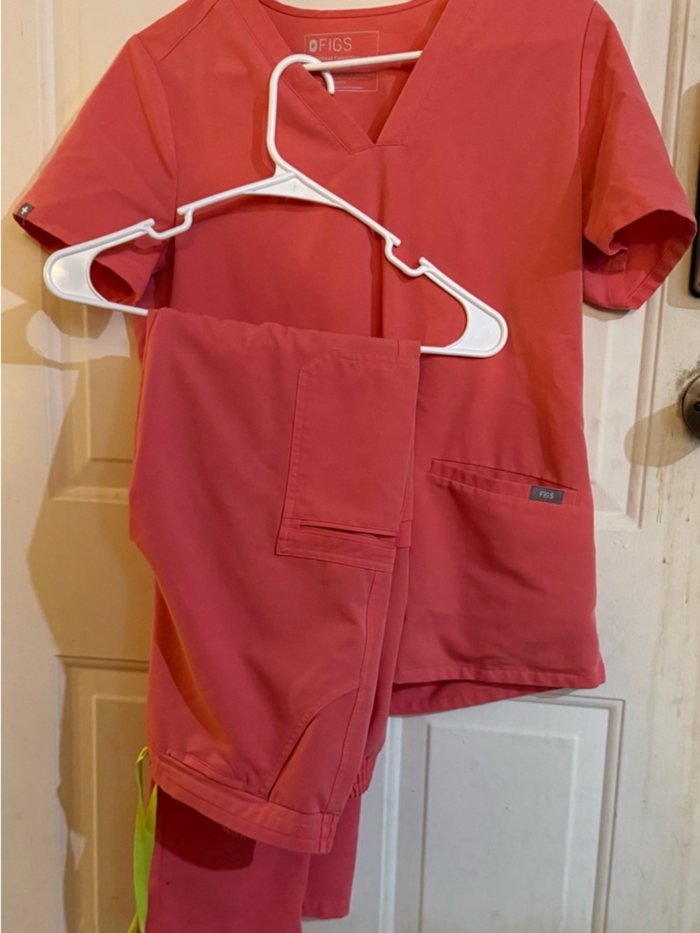 Figs Coral Scrub Set - V-Neck Top & Drawstring Pants